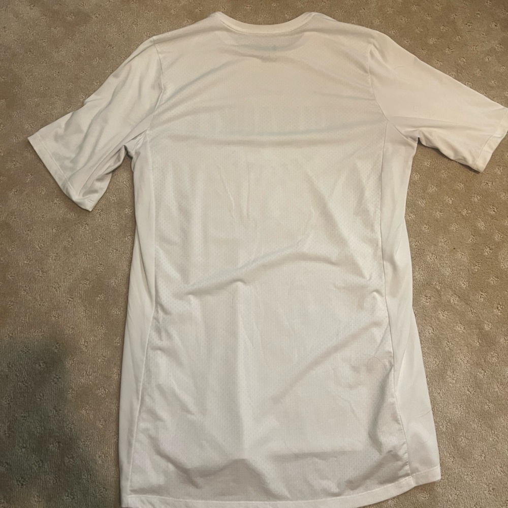 Milwaukee NBA Team issued tee large Tall - Picture 3 of 4